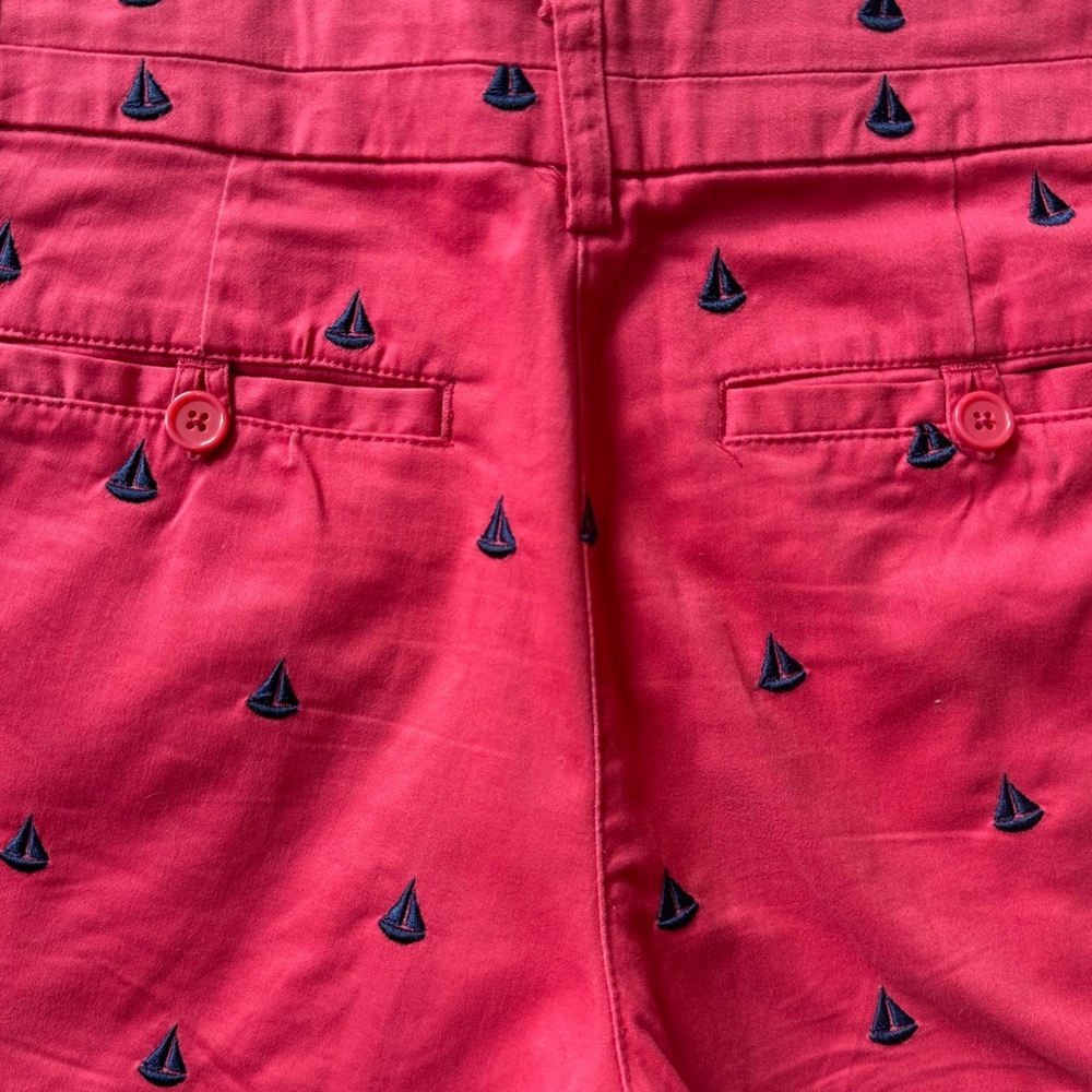 British Khaki Pink Sailboat Embroidered Stretch Shorts Size 4 - Picture 2 of 5